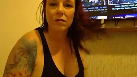 Snapshot of island_serena chatting on October 7, 7:40 pm Sexy Serena online show from October 7, 7:40 pm