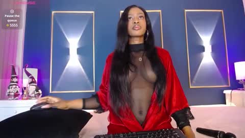 Isabelle online show from January 11, 12:07 pm