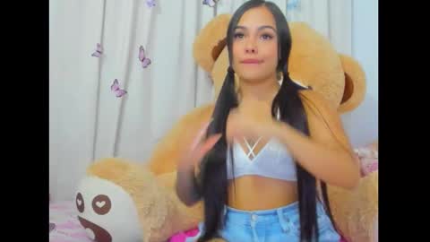Snapshot of itahisa_sweet chatting on October 15, 2:14 am Itahisa sweet online show from October 15, 2:14 am