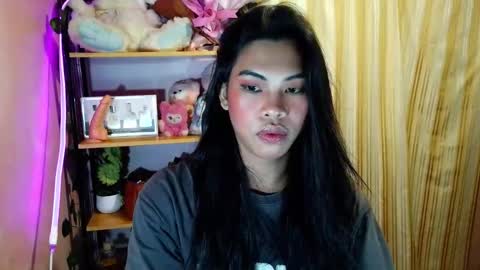 its_chloe20 online show from June 11, 3:42 pm