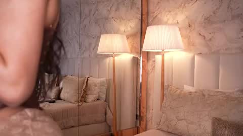     online show from March 11, 3:25 pm