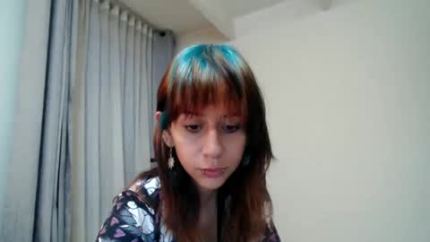 itsmroom online show from June 8, 11:15 pm