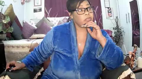 itumeleng74 online show from March 3, 8:07 pm