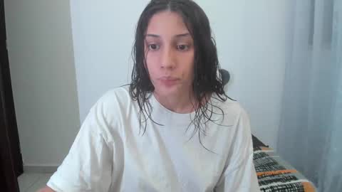 ivanna_essis online show from February 15, 8:33 am