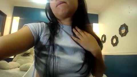 Snapshot of ivet_hall chatting on September 16, 10:07 pm Ivet online show from September 16, 10:07 pm