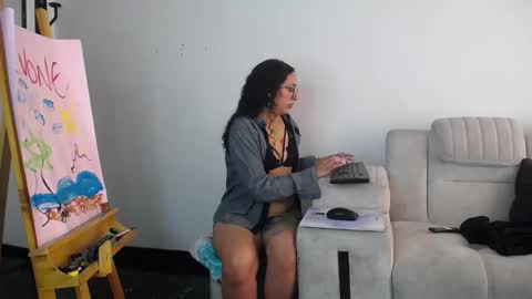 ivonemoon online show from November 1, 7:07 pm