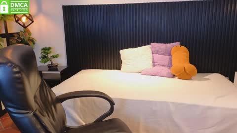  IVY online show from February 4, 6:49 am