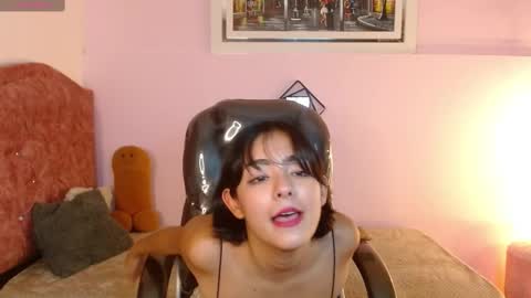 Snapshot of ivy_gail chatting on March 9, 4:05 am  IVY online show from March 9, 4:05 am