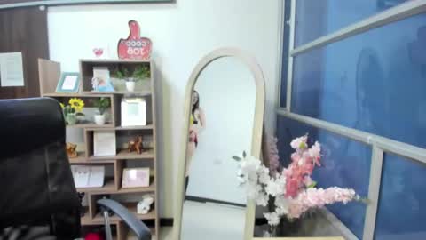Snapshot of ivy_storm_ chatting on September 21, 2:54 am ivy_storm_ online show from September 21, 2:54 am