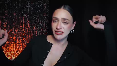 Miss Ivy online show from March 3, 1:17 am