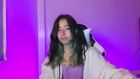 Ivy  online show from February 3, 6:22 am