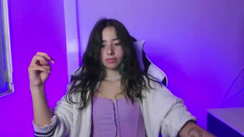 Ivy  online show from February 3, 2:53 am