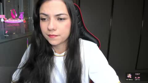 Ivvy online show from November 18, 10:33 pm