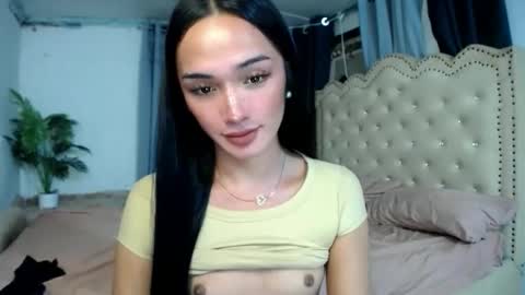 thea online show from November 17, 12:33 am