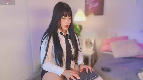 Jade online show from March 3, 8:26 pm