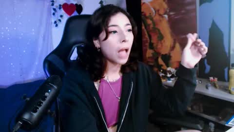 jade 18  online show from December 15, 6:40 am