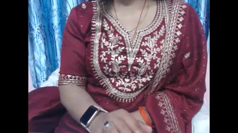 Snapshot of jaan80096 chatting on February 1, 6:32 am jaan80096 online show from February 1, 6:32 am