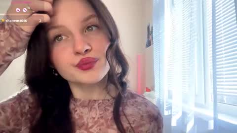 Lillian online show from March 26, 6:15 am