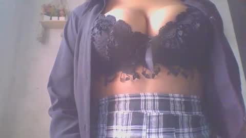 jacqueline_fernandez online show from October 22, 7:02 am