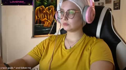 Snapshot of jacywinslat chatting on October 15, 1:03 pm jacywinslat online show from October 15, 1:03 pm