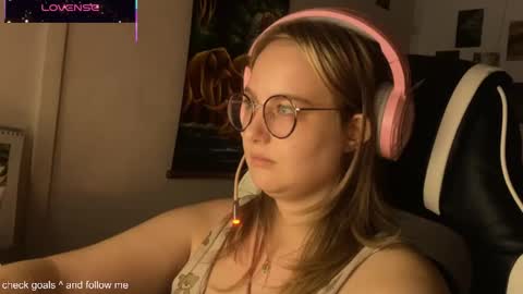 Snapshot of jacywinslat chatting on October 16, 4:20 pm jacywinslat online show from October 16, 4:20 pm