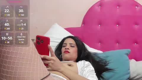 Snapshot of jadde_blair chatting on February 3, 8:13 pm jadde_blair online show from February 3, 8:13 pm