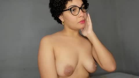 Jadeleidy Dorthini online show from November 29, 8:46 pm