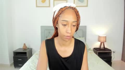 Jade smile online show from October 29, 4:09 pm