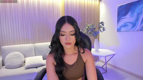 Snapshot of jadeevansx chatting on January 31, 7:18 pm JADE EVANS online show from January 31, 7:18 pm