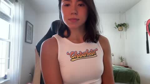 Snapshot of jadelove_ chatting on January 29, 7:00 pm Jade Love online show from January 29, 7:00 pm