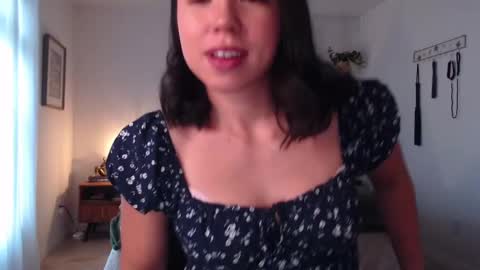 Snapshot of jadelove_ chatting on February 24, 8:03 pm Jade Love online show from February 24, 8:03 pm