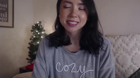 Snapshot of jadelove_ chatting on December 20, 11:58 pm Jade Love online show from December 20, 11:58 pm