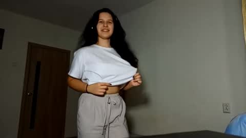 Lisa online show from September 26, 3:09 pm