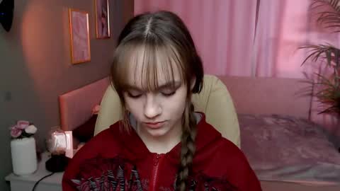 jamie_chung online show from April 12, 3:09 am