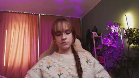 jamie_chung online show from April 3, 3:15 am