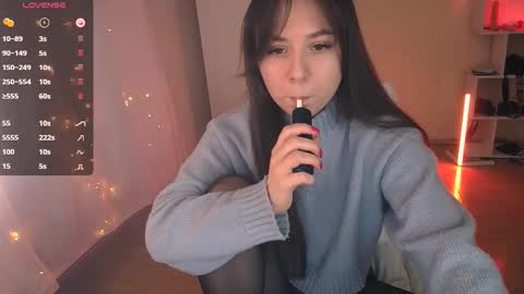 Snapshot of jane_kinn chatting on February 19, 10:42 pm jane_kinn online show from February 19, 10:42 pm