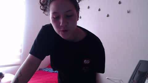 Snapshot of jane_r chatting on February 24, 7:52 pm Jane online show from February 24, 7:52 pm