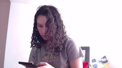 Snapshot of jane_r chatting on December 15, 6:15 pm Jane online show from December 15, 6:15 pm