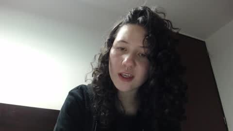 Snapshot of jane_r chatting on October 7, 5:23 am Jane online show from October 7, 5:23 am