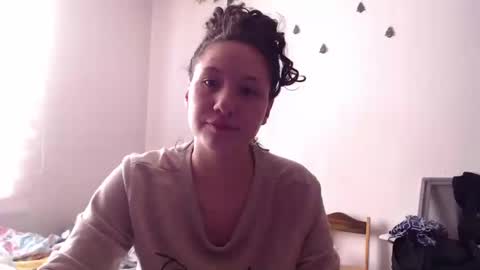 Snapshot of jane_r chatting on February 1, 2:34 pm Jane online show from February 1, 2:34 pm
