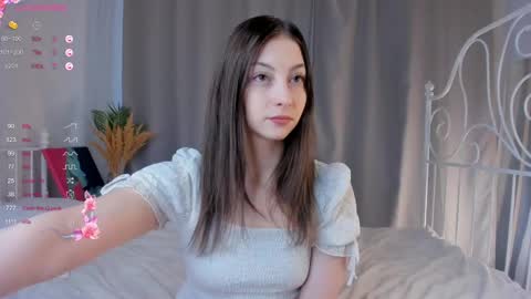 Jennifer  online show from February 28, 5:04 am