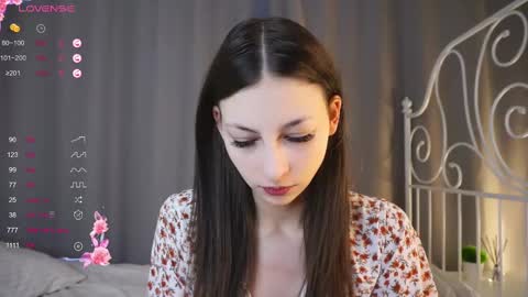 Jennifer  online show from February 16, 5:04 am