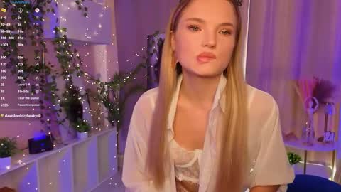 Hi Im Alice and here youll find something online show from November 7, 6:19 am