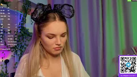 Hi Im Alice and here youll find something online show from December 4, 6:48 am