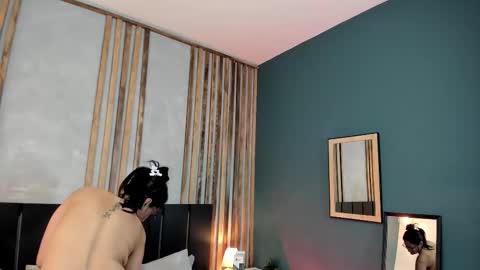 Janne for u online show from December 14, 8:03 pm