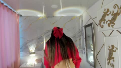 Jas online show from December 16, 2:05 pm