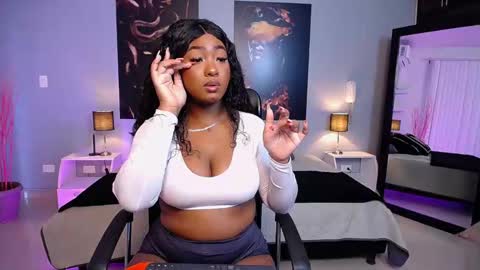 Snapshot of jasminecampbell chatting on September 8, 8:41 pm Instagram jasminecampbell1 online show from September 8, 8:41 pm