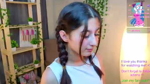 Fantastic Jasmin online show from June 16, 8:32 pm