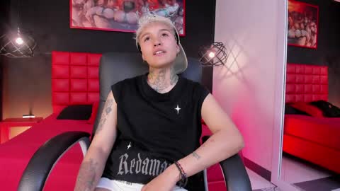 JAX online show from April 14, 3:39 am