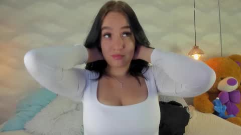 JAZLIN ANGELS online show from January 19, 6:53 am